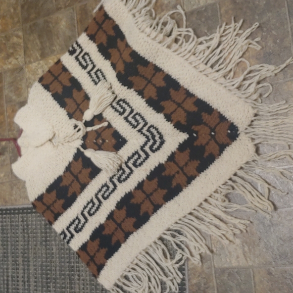 100% Wool overhead shawl Rebozo cape Mexico... Boho One Sz. Fits most - Picture 3 of 14